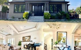 Vancouver Luxury Guesthouse